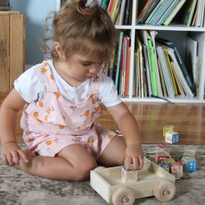 Amish-Made Holz ABC Block Kleinkind Pull-String Wagon Spielzeug