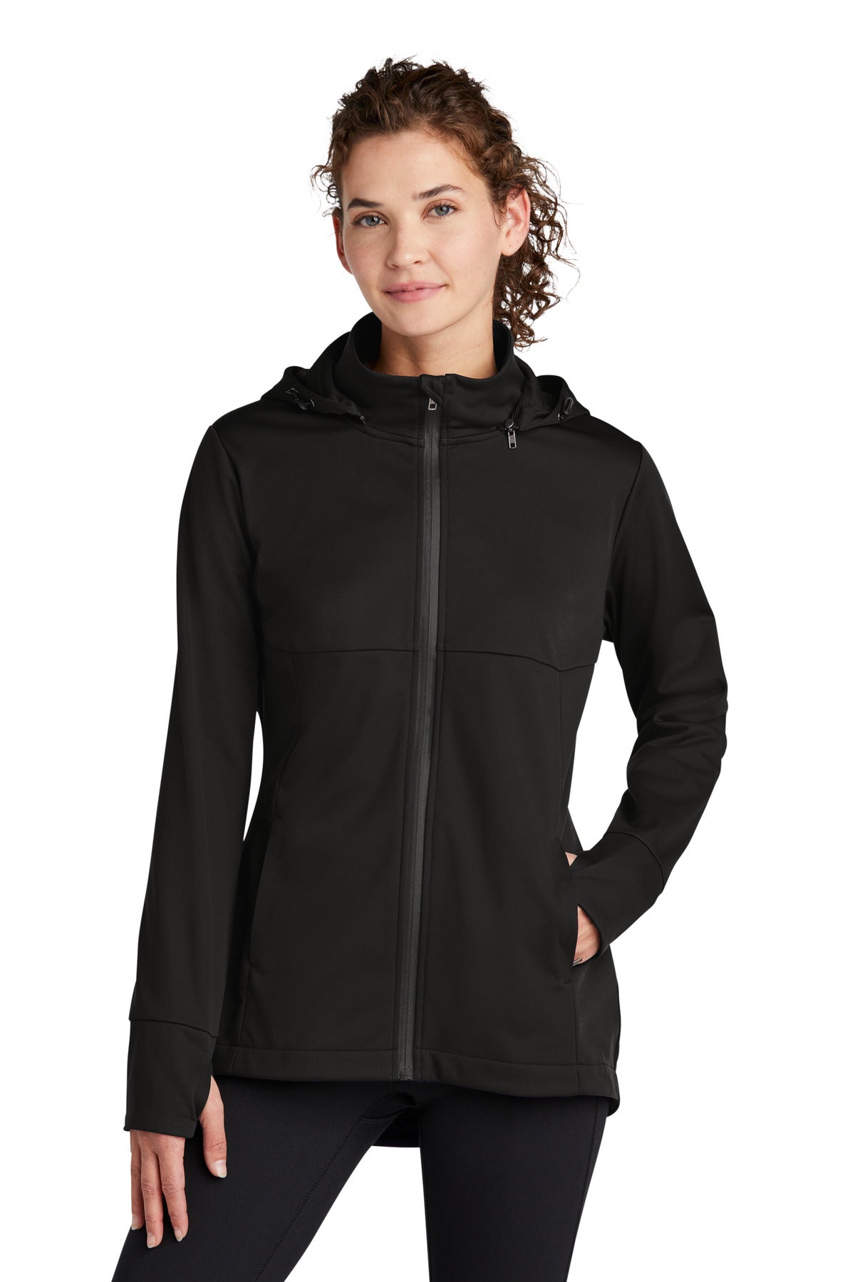 Sport-Tek Damen-Softshelljacke mit Kapuze. LST980