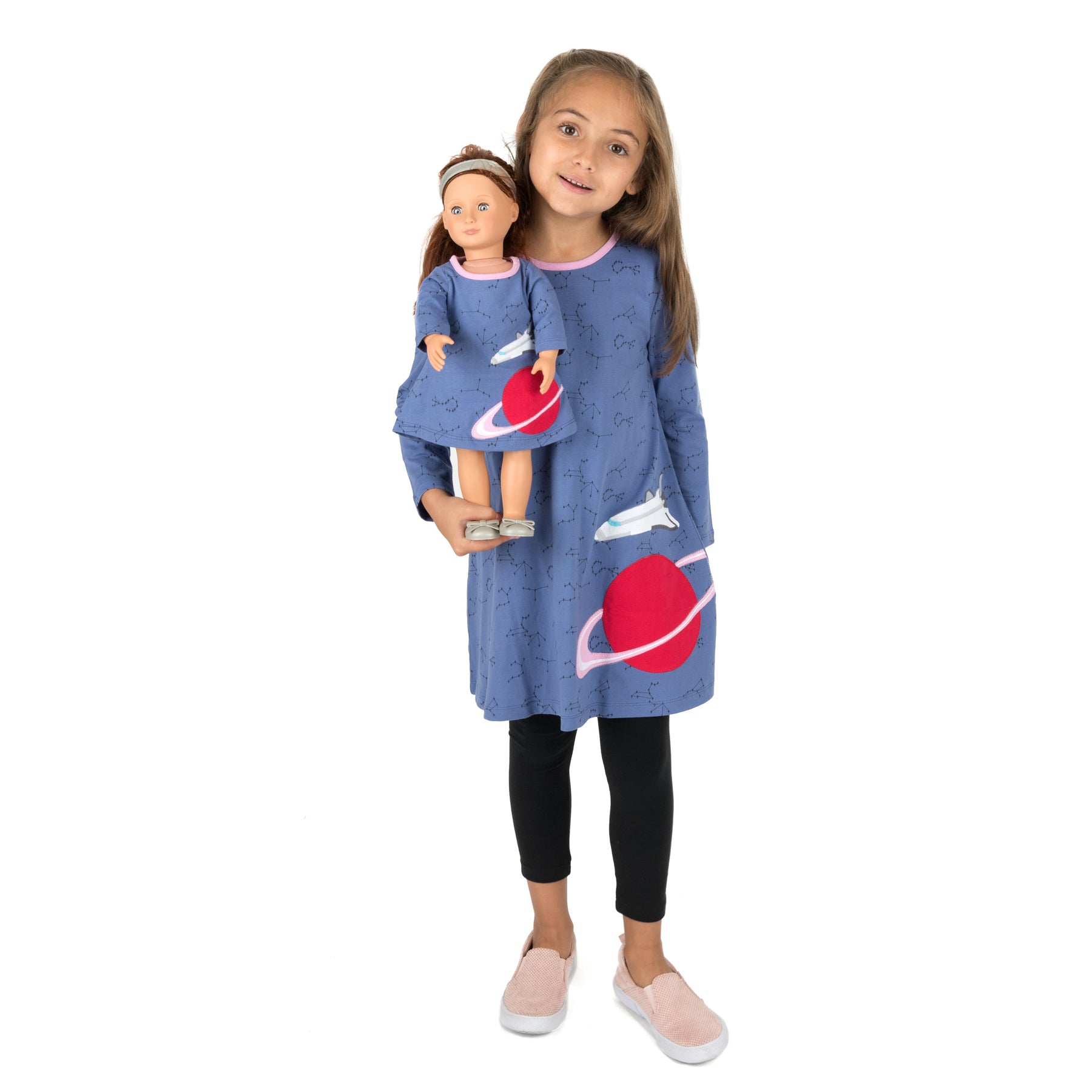 Mädchen und passende Puppe Baumwolle Kleid Planet