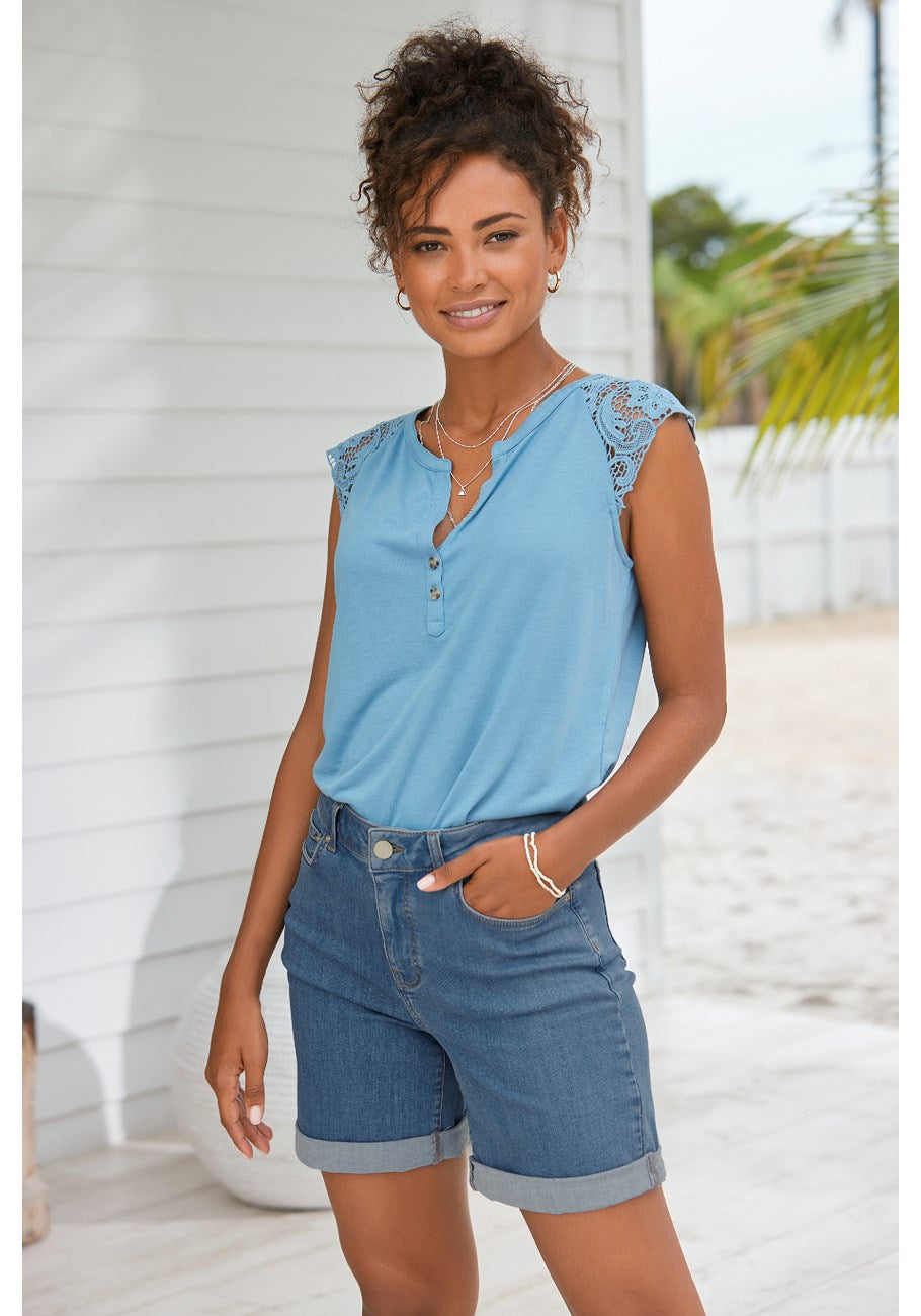 LASCANA Damen Denim Shorts