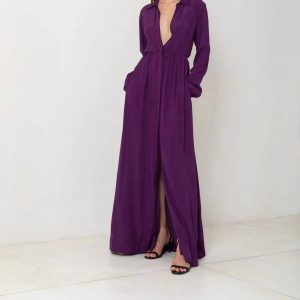 Langarm Knopf bis Maxikleid in Pflaume