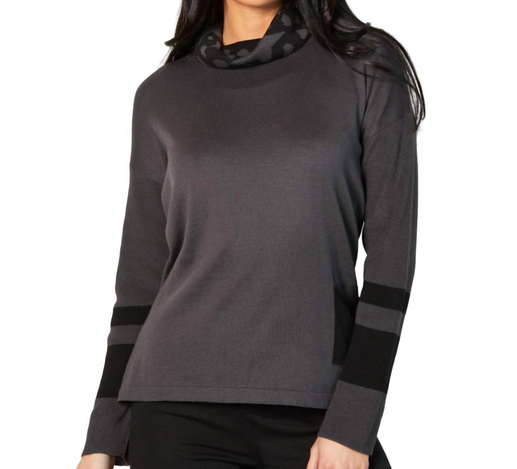 Patch Tasche Rollkragen Top in Kohle