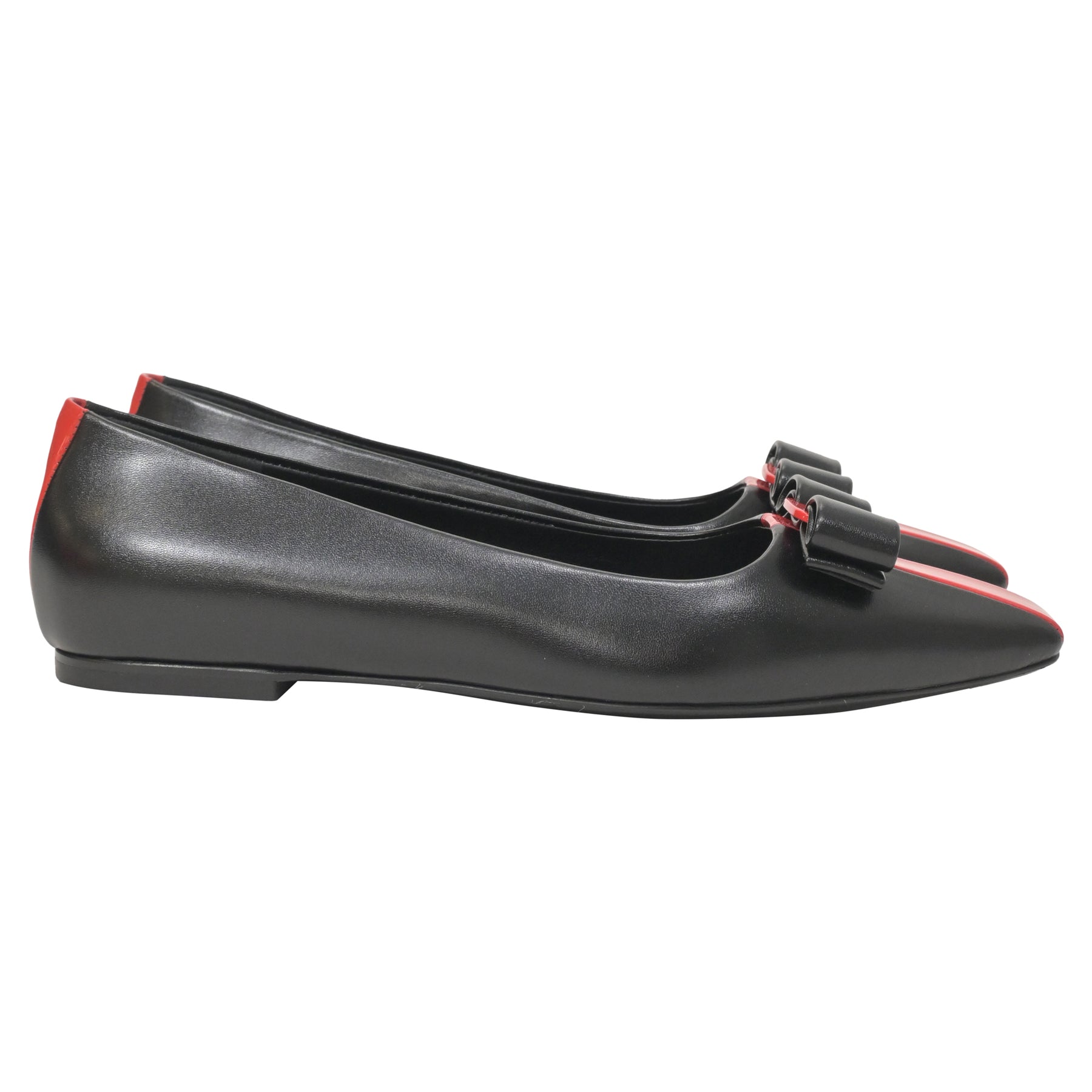 Salvatore Ferragamo Vara Bow Ballerinas aus schwarzem Leder