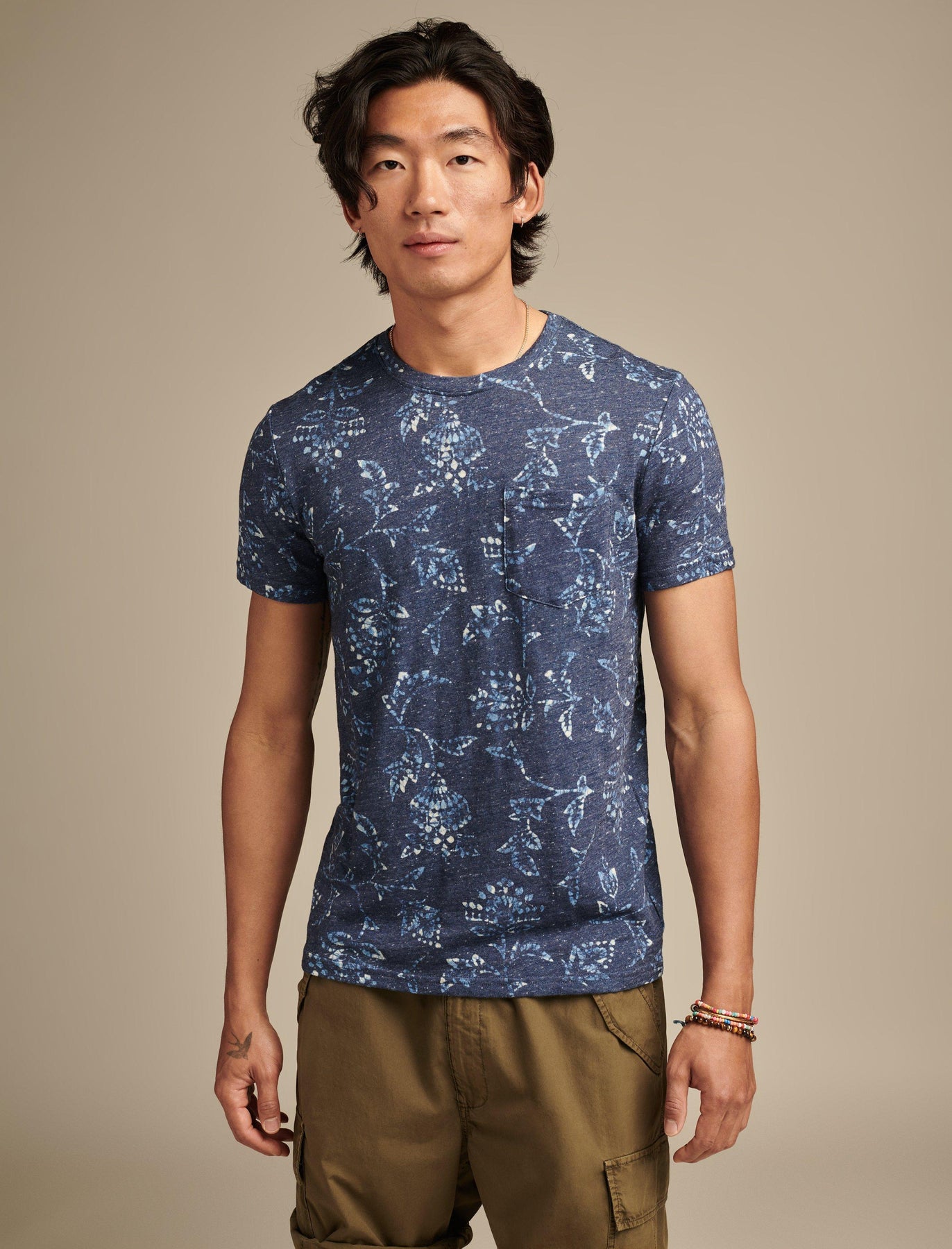 Lucky Brand Herren Leinen Kurzarm Tasche Rundhals T-Shirt