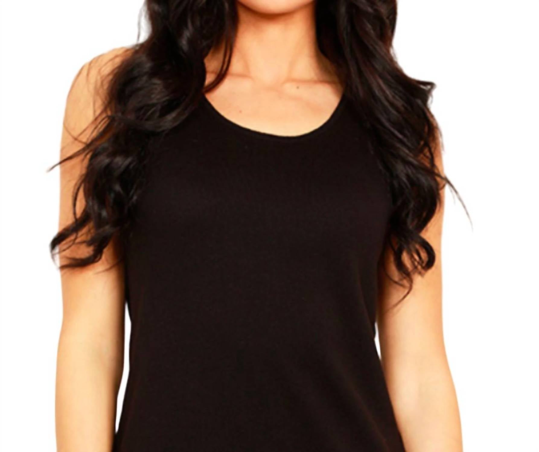 Bra-Friendly Top in Schwarz