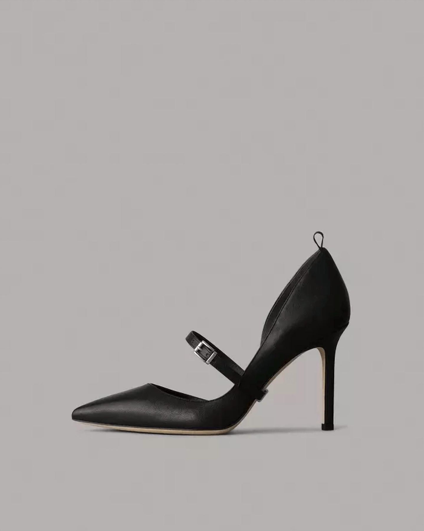 Pump in Schwarz