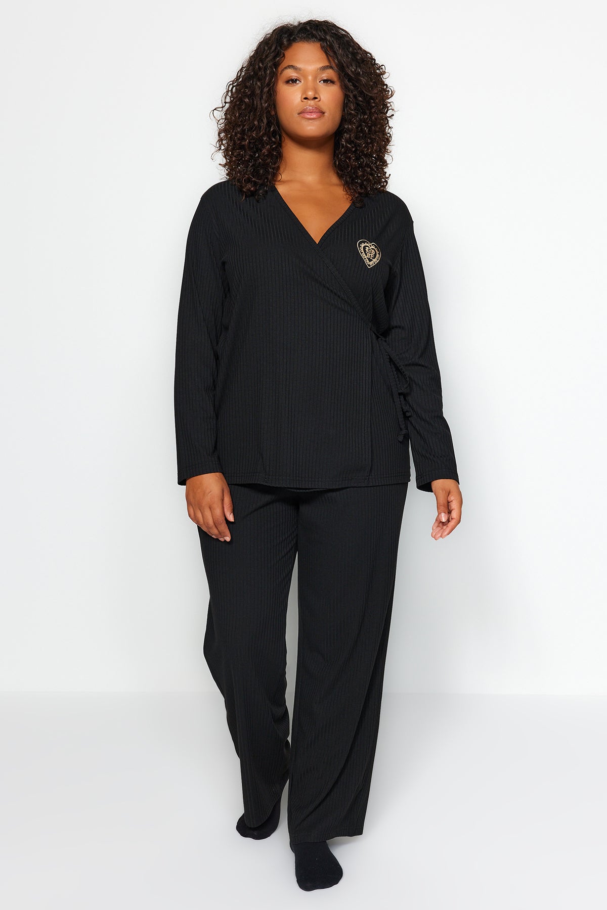 Trendyol Damen Lounge/Home Regular Pyjama Set in Übergröße