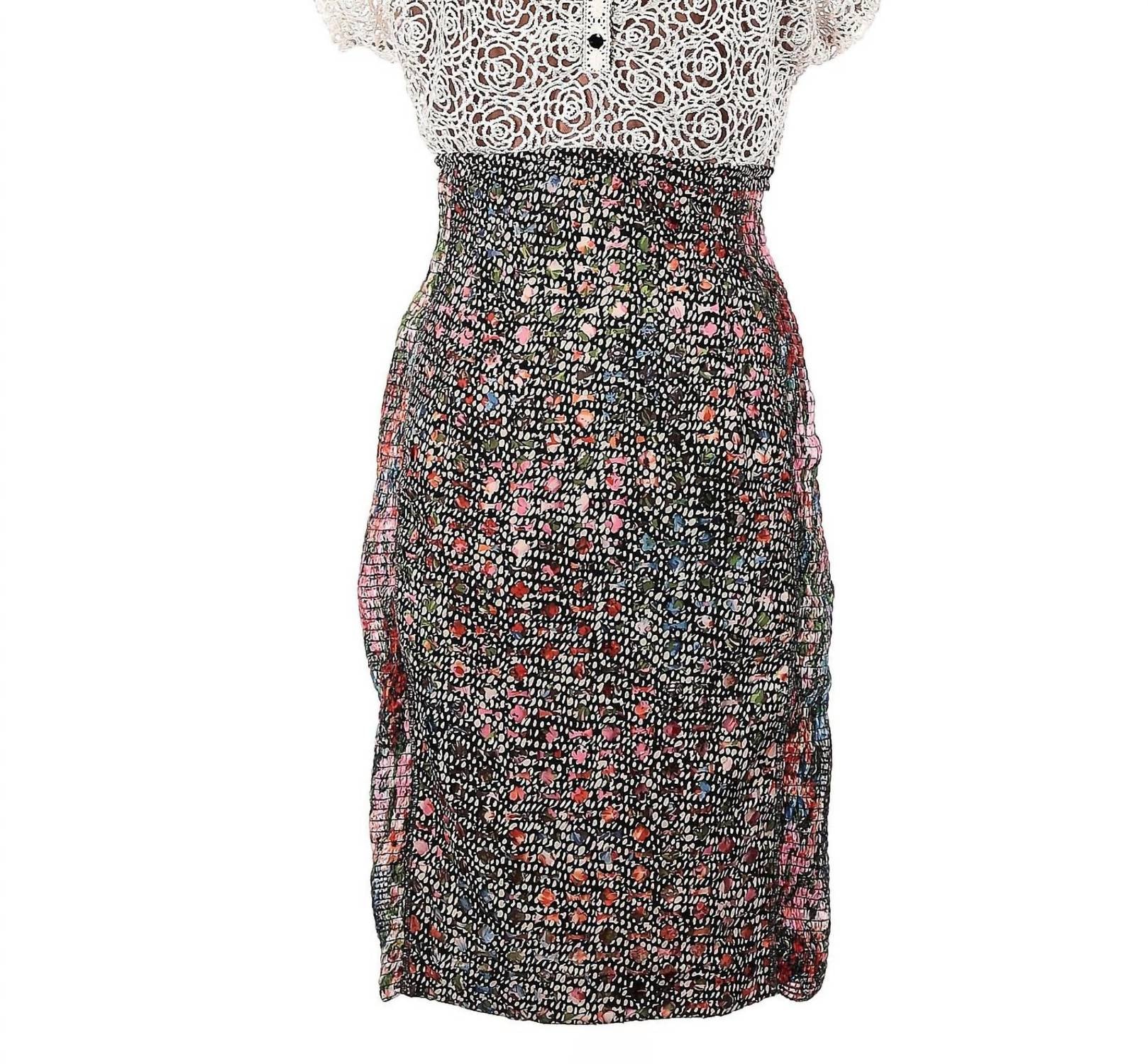Spitze Bodice Kleid mit Blumenmuster in Spitze/Blume