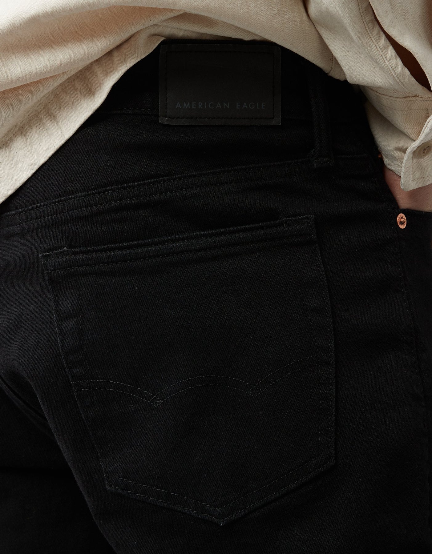 AE AirFlex+ Entspannte Slim Jeans