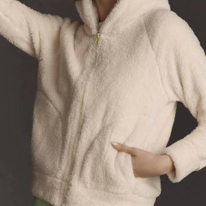 The Faux Fell Reißverschluss Kapuzenpullover in Creme / Kalk