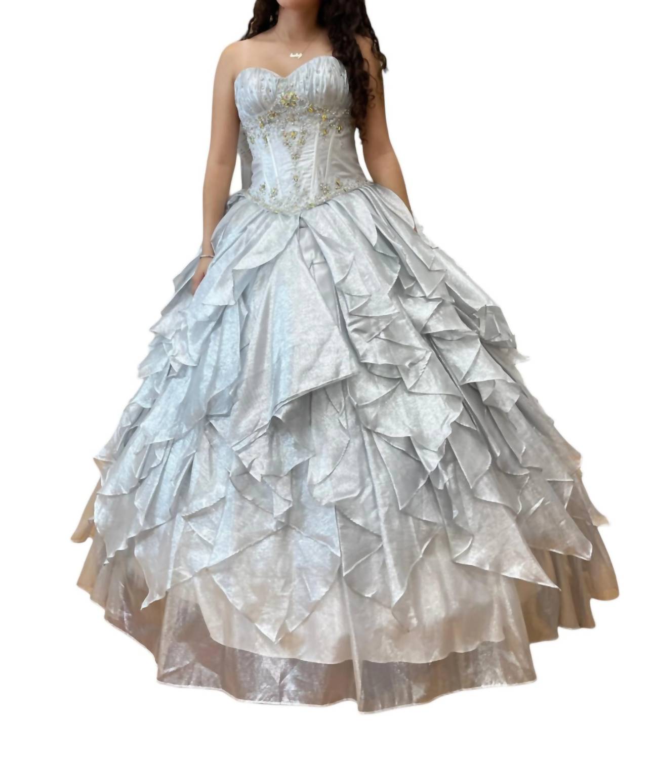 Schulterfrei Quinceañera Kleid in Eis Silber