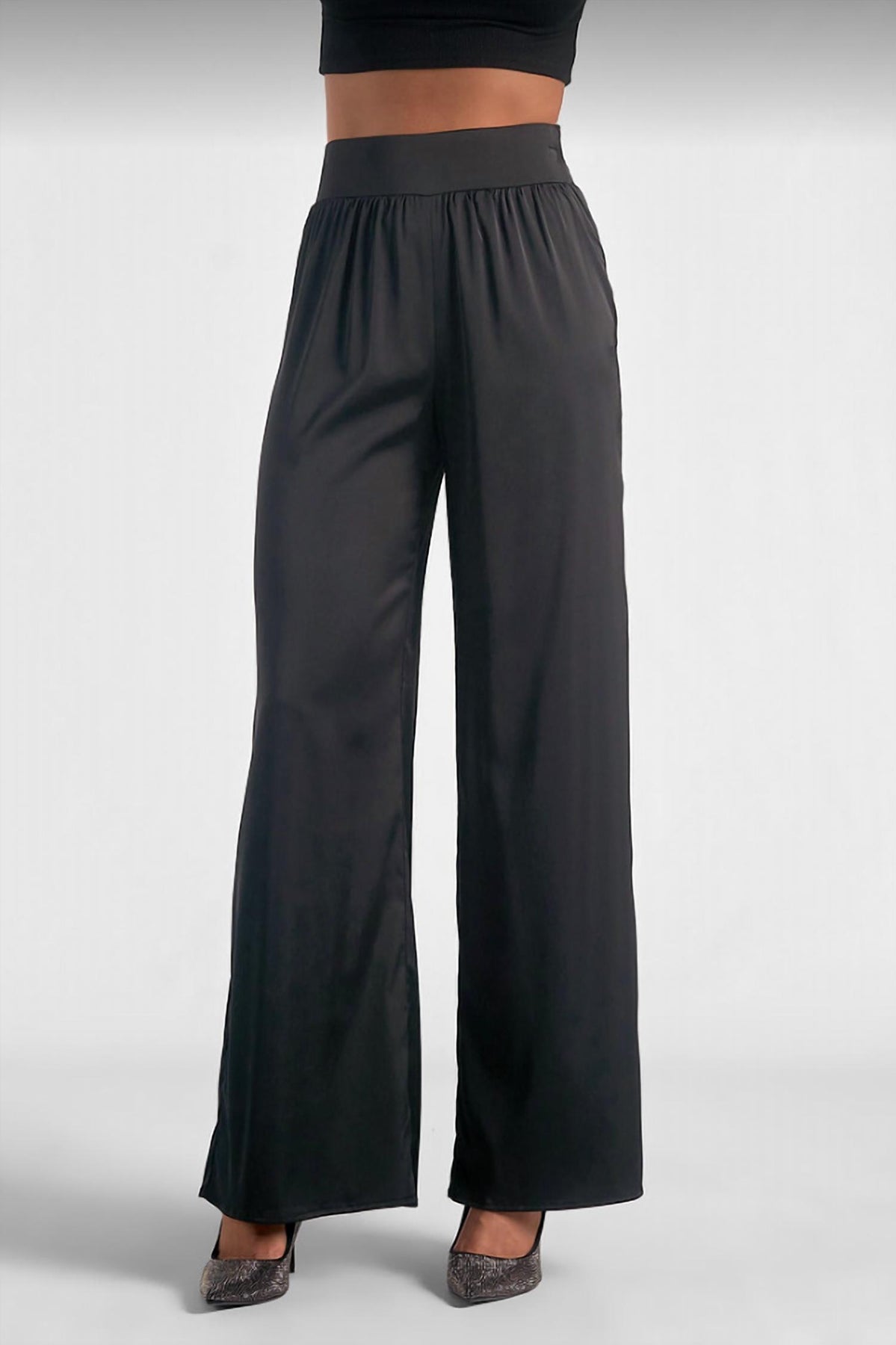 Satinhose in Schwarz