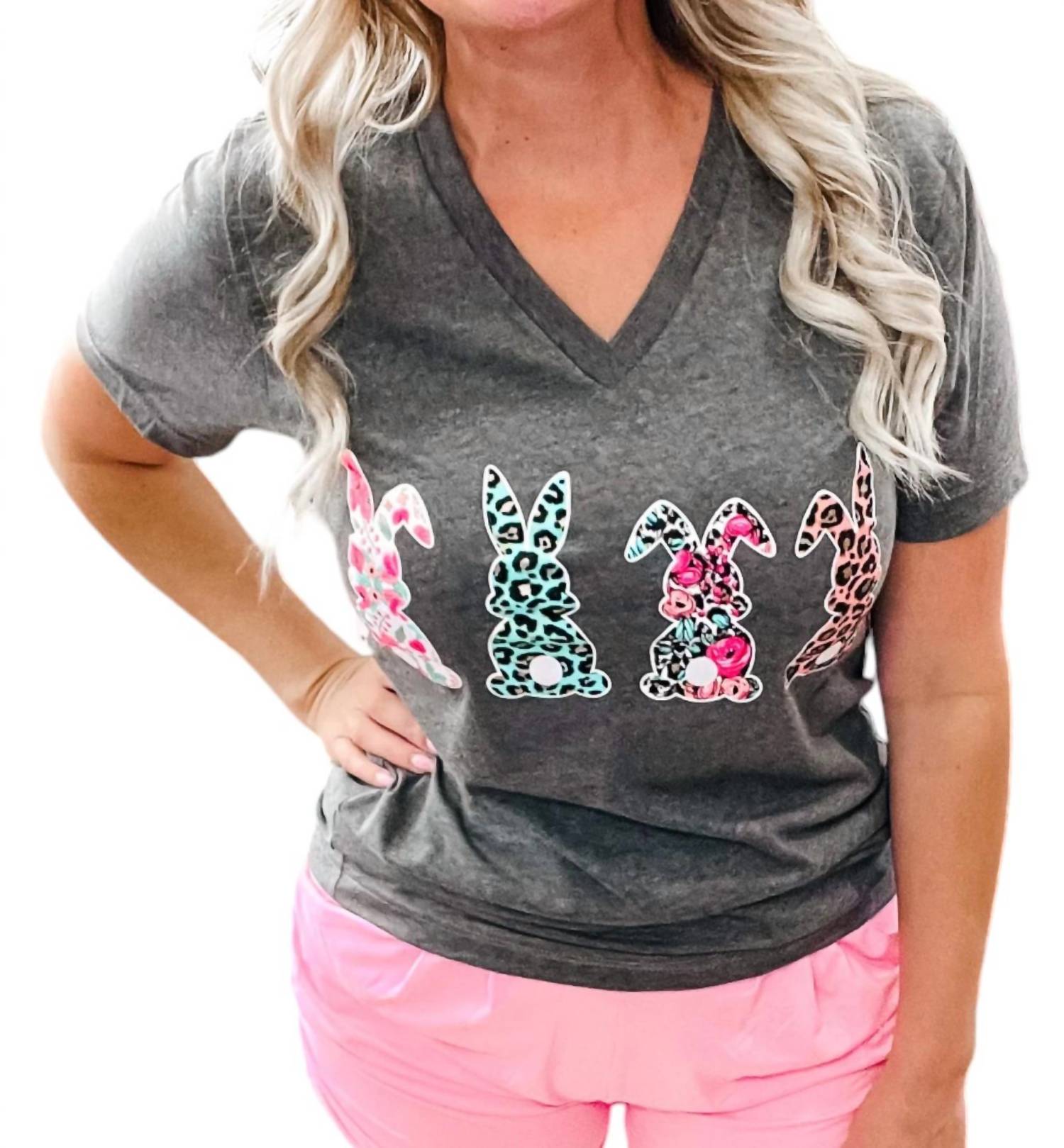 Leopard mit Blumenmuster Bunny T-Shirt in Dunkelgrau