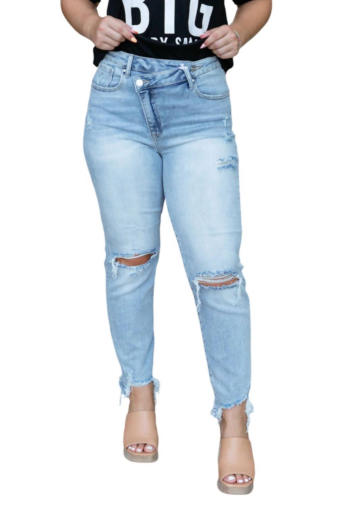Crossover Girlfriend Jeans in heller Waschung