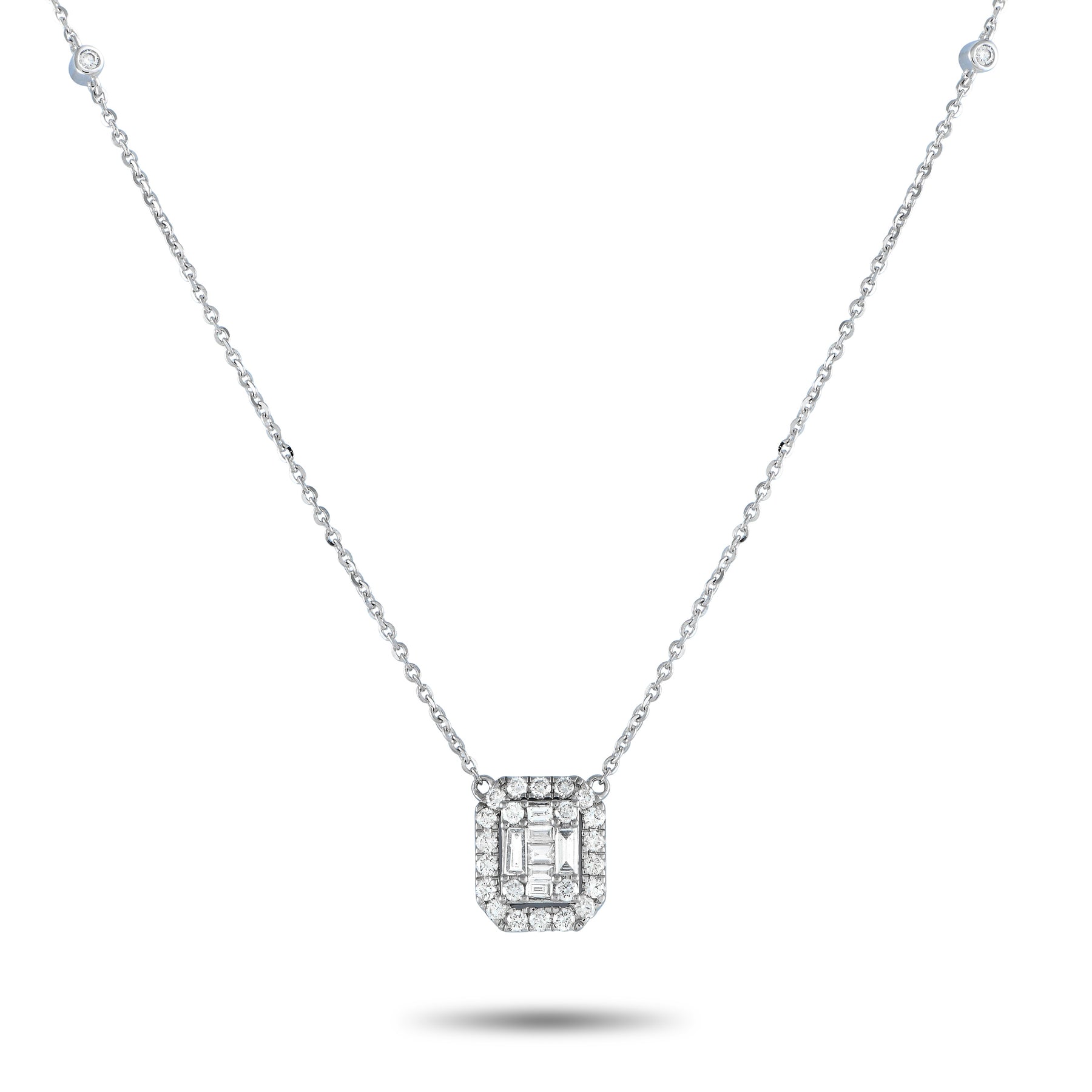 LB Exclusive 14K Weißgold 0.85ct Diamant Kissen Halo Halskette PN15273