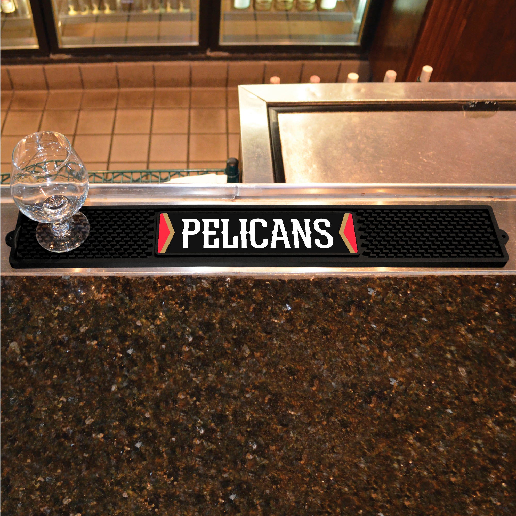 Fanmats New Orleans Pelicans Bar Drink Mat – 3,25′′ x 24′′