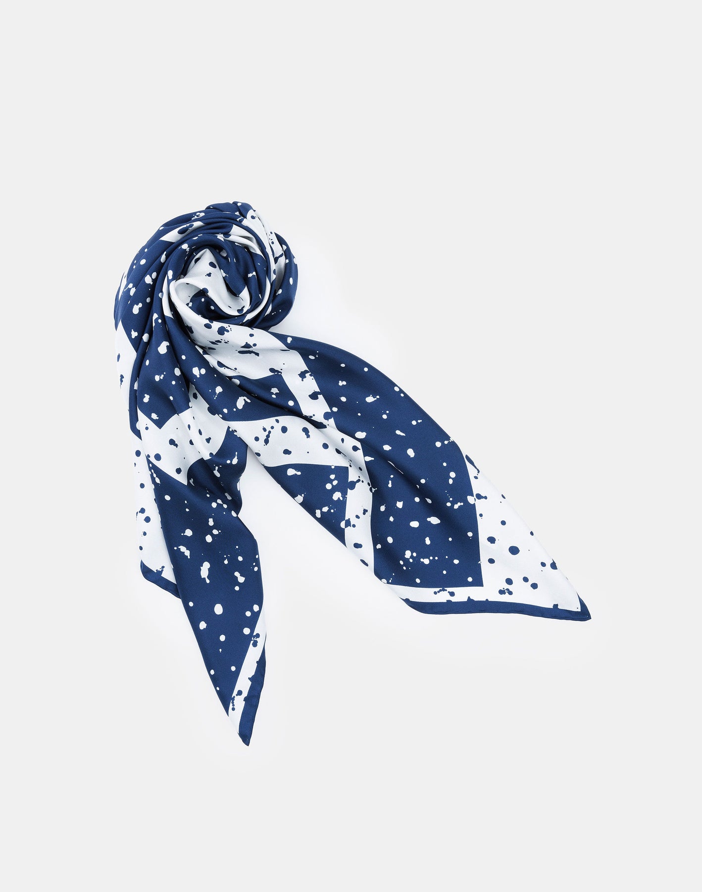 Ink Splatter L Beam Seidenschal
