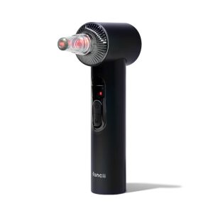 Clara 4-in-1 Facial Pore Reinigungsmittel (schwarz)