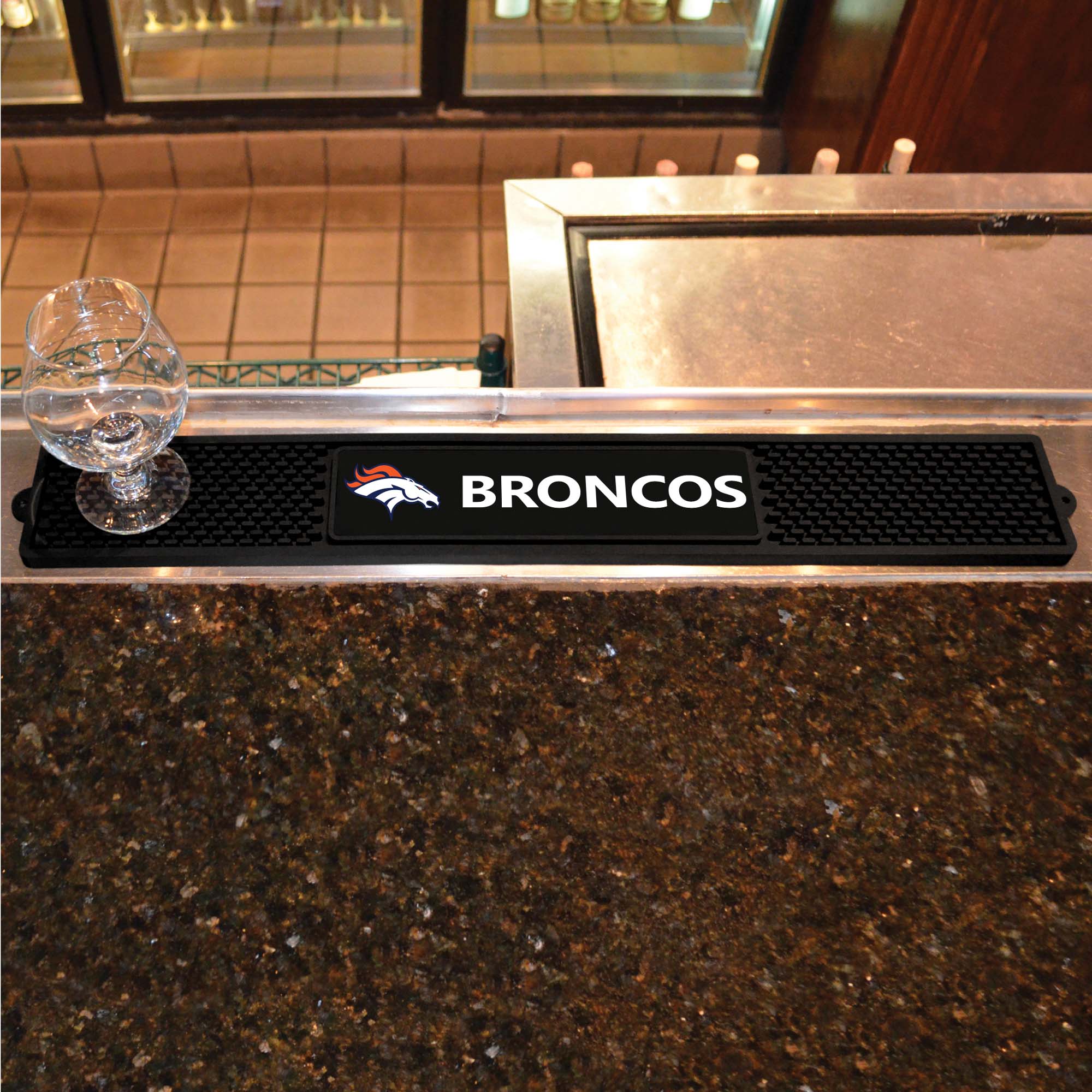 Fanmats Denver Broncos Bar Drink Mat – 3,25′′ x 24′′