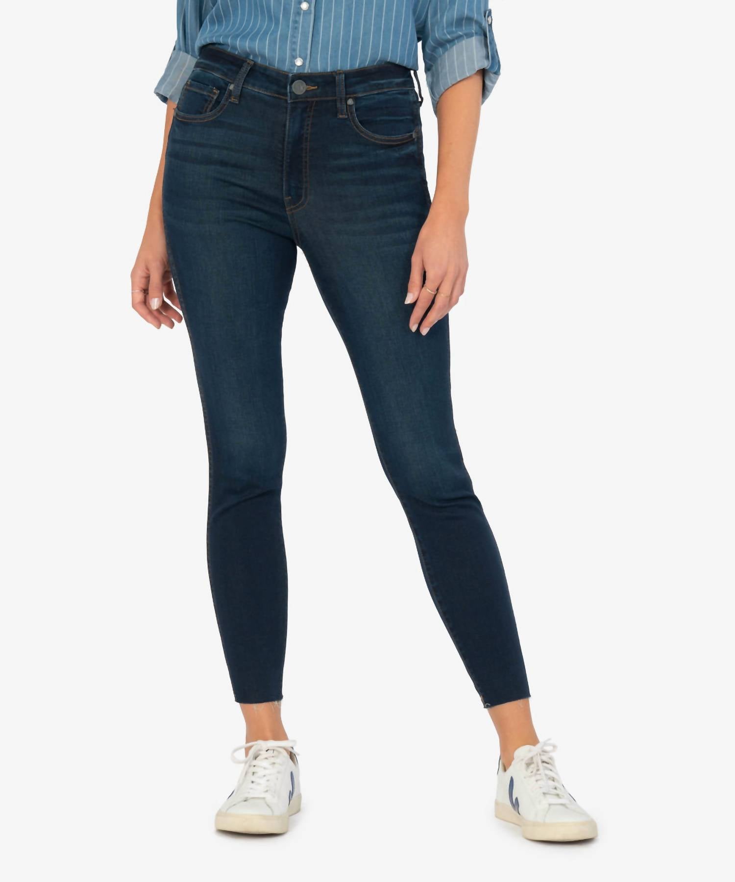 Connie hoher Bund Fab Ab schmale Passform Jeans im Altarwaschgang