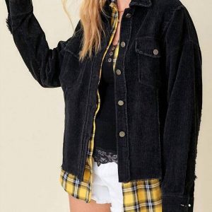Übergroße Cordjacke in Schwarz