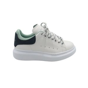 Alexander McQueen Oversize Sneaker aus weißem und waldgrünem Leder