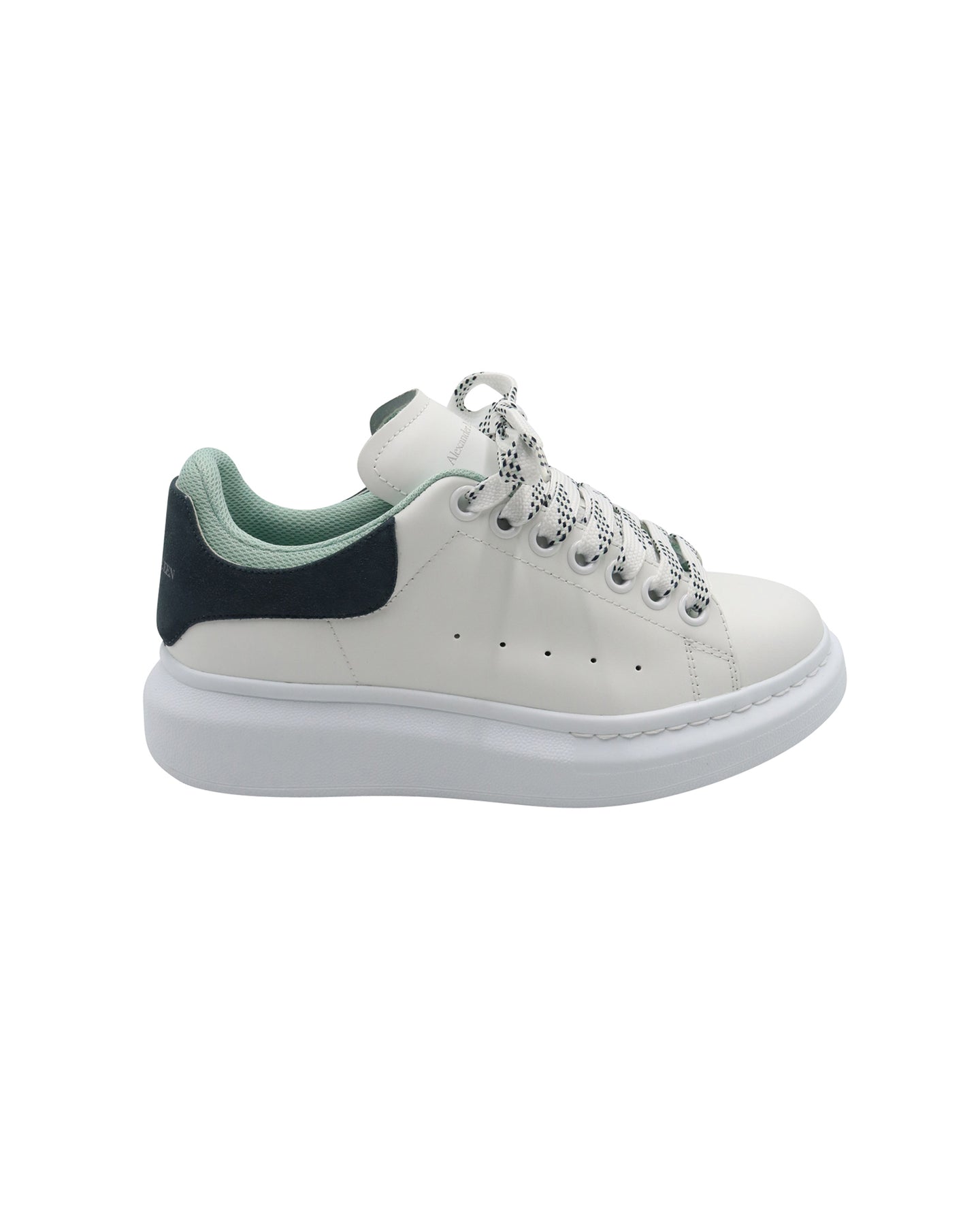 Alexander McQueen Oversize Sneaker aus weißem und waldgrünem Leder