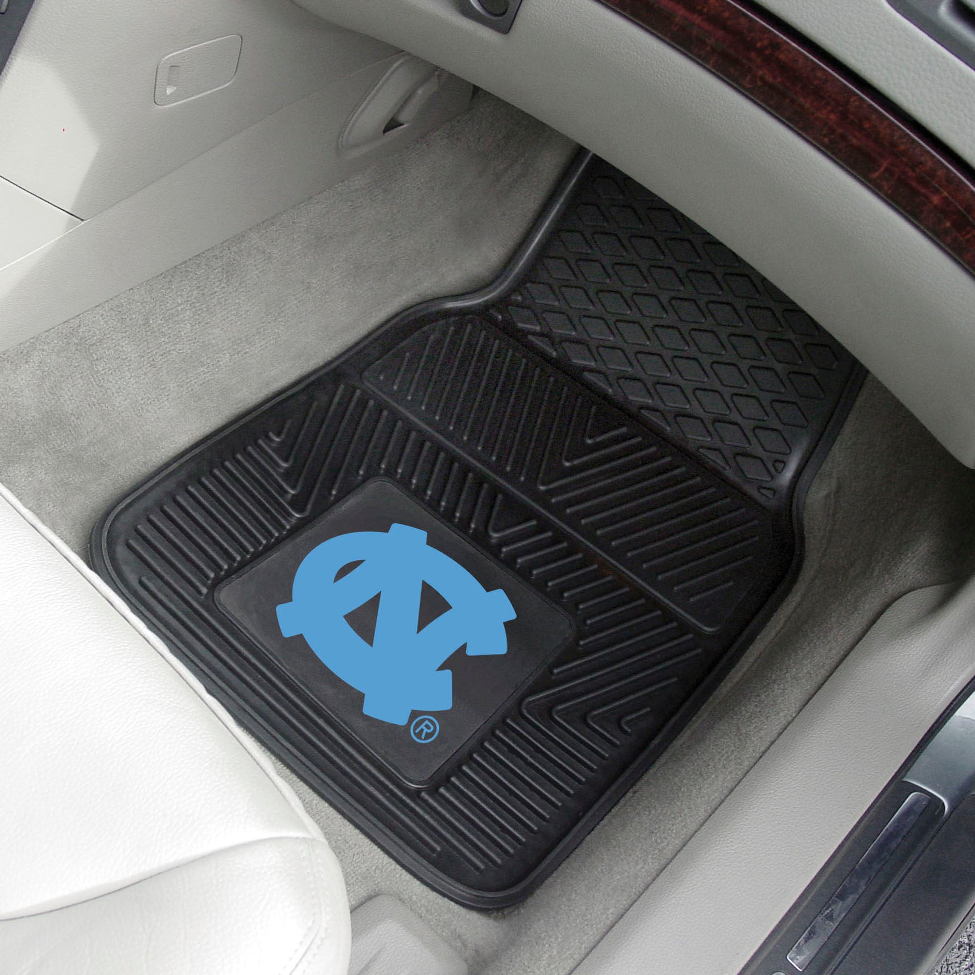Fanmats North Carolina Tar Absatzschuhe Heavy Duty Auto Matte Set – 2 Stück
