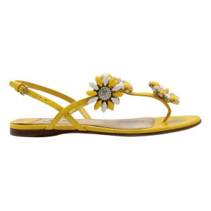 Miu Miu Embellished Flat Sandalen aus gelbem Leder 7703708106812