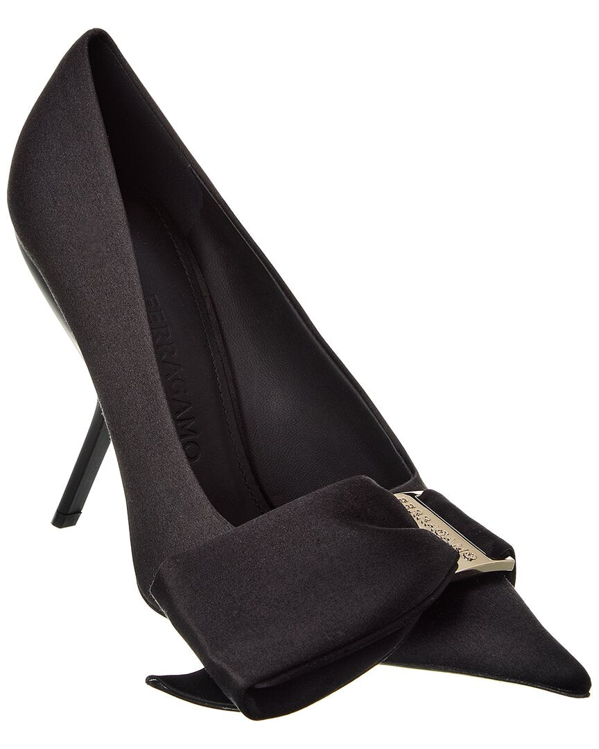 Ferragamo Erica X5 Satin Pumpe