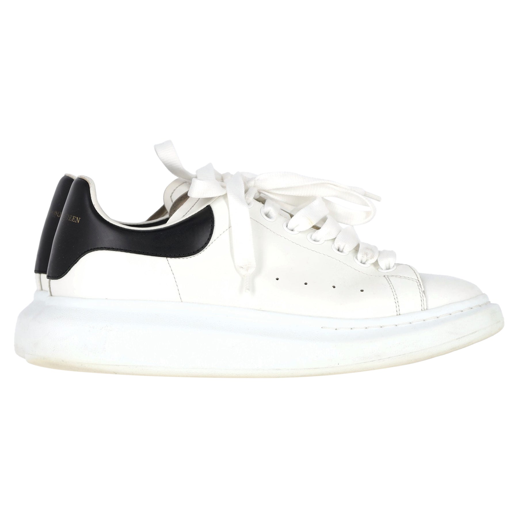 Alexander McQueen Übergroße Sneaker aus weißem Leder