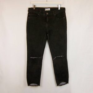 Zerstörte Skinny Jeans in Schwarz