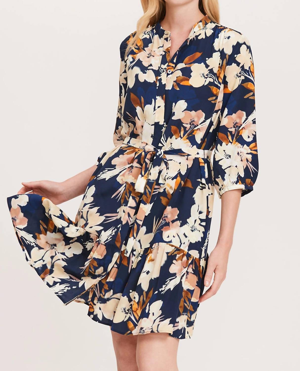 Petra Kleid mit Blumenmuster in Mehrfarbig