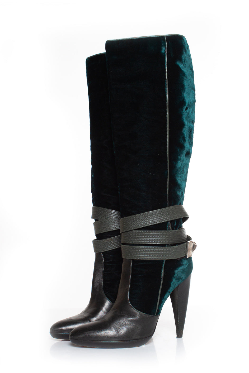 Stiefel mit Samtriemen