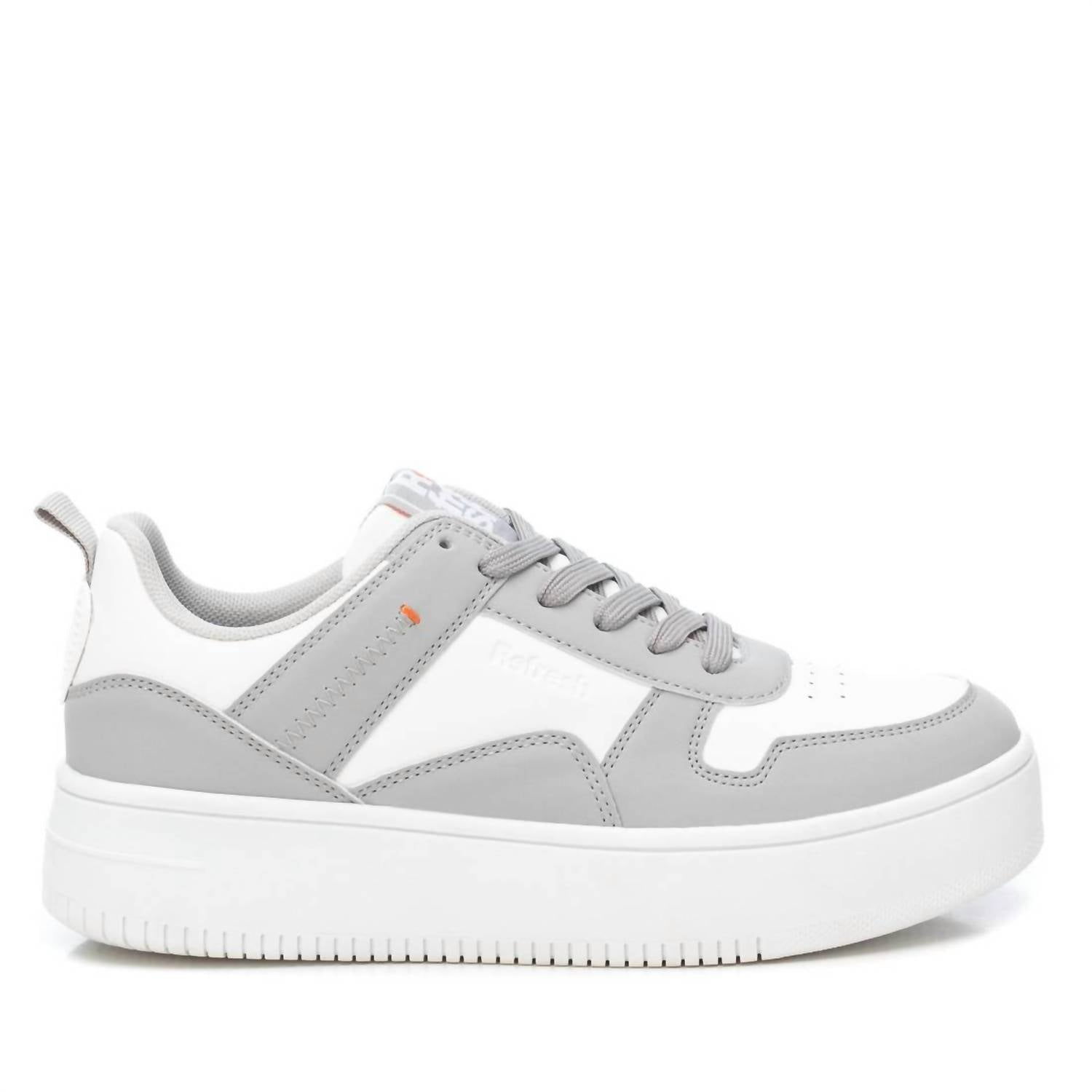 Sneaker für Damen im Eis