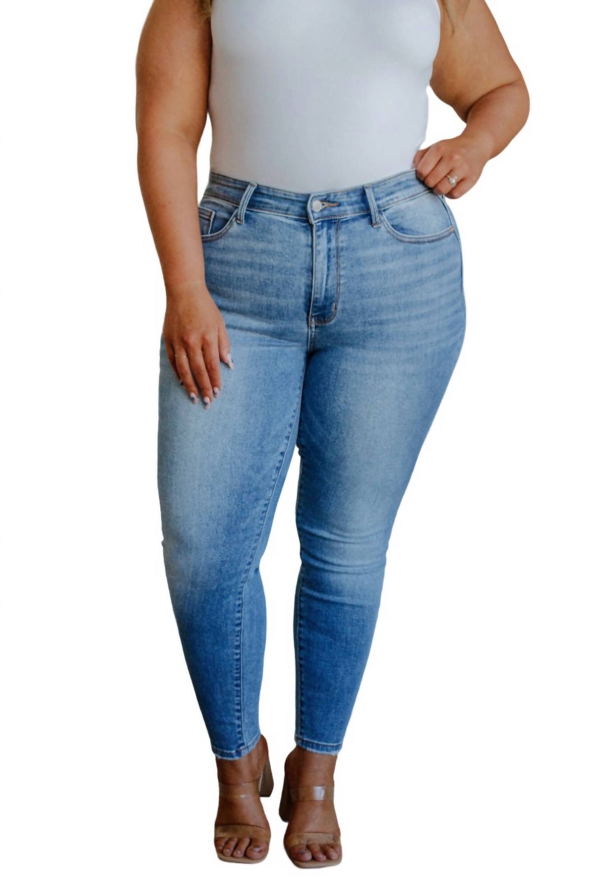 Mittlerer Bund Vintage Skinny Jeans in leichter Waschung