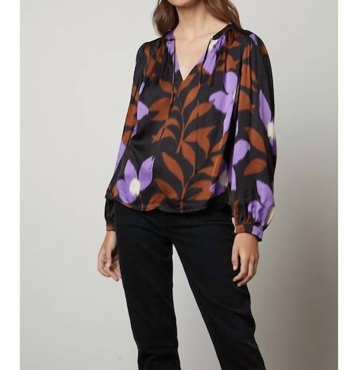 Isra Muster Bluse auf Fidschi
