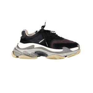 Balenciaga Sneaker in Schwarz und Schwarz
