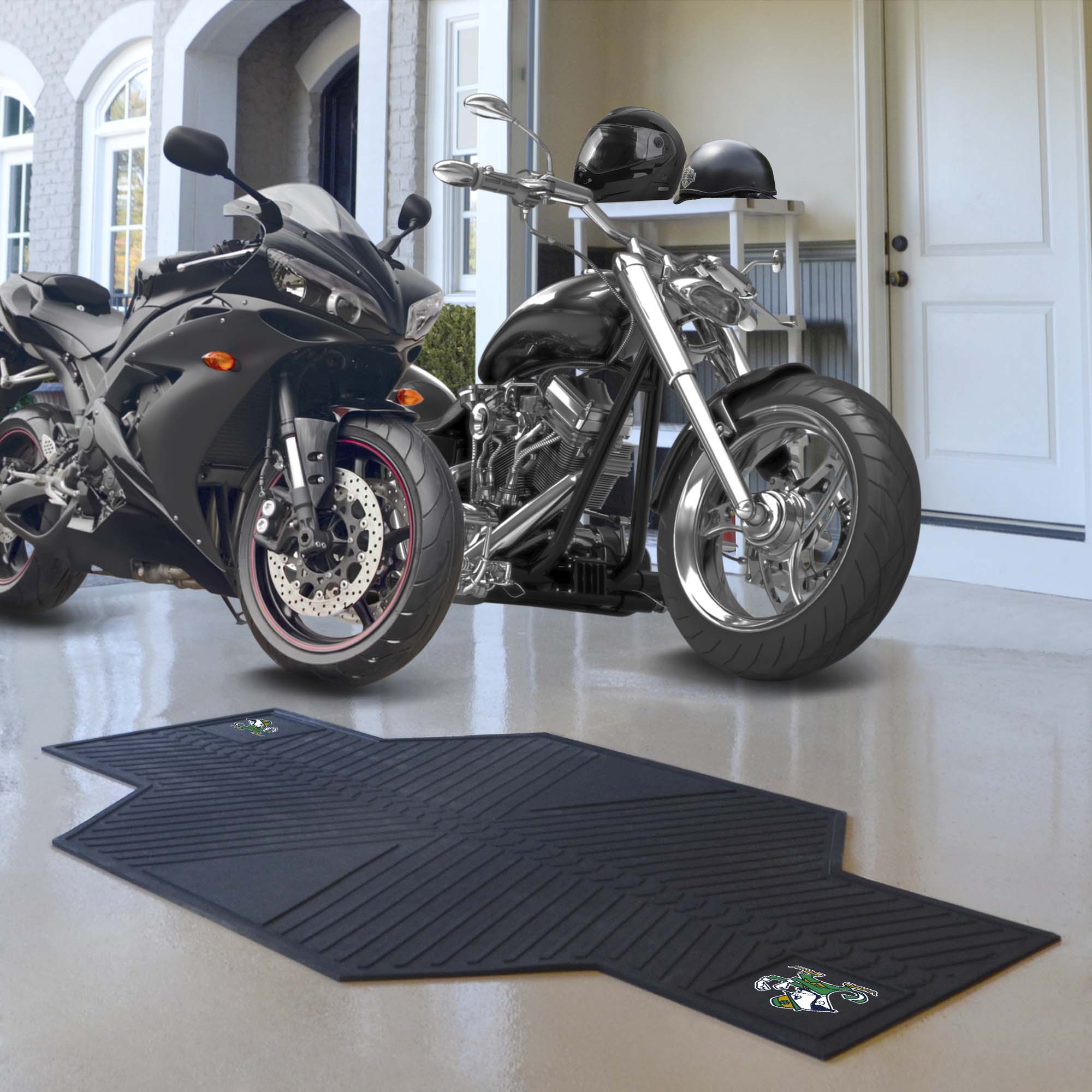 Fanmats Notre Dame kämpfen irische Motorradmatte, Leprechaun