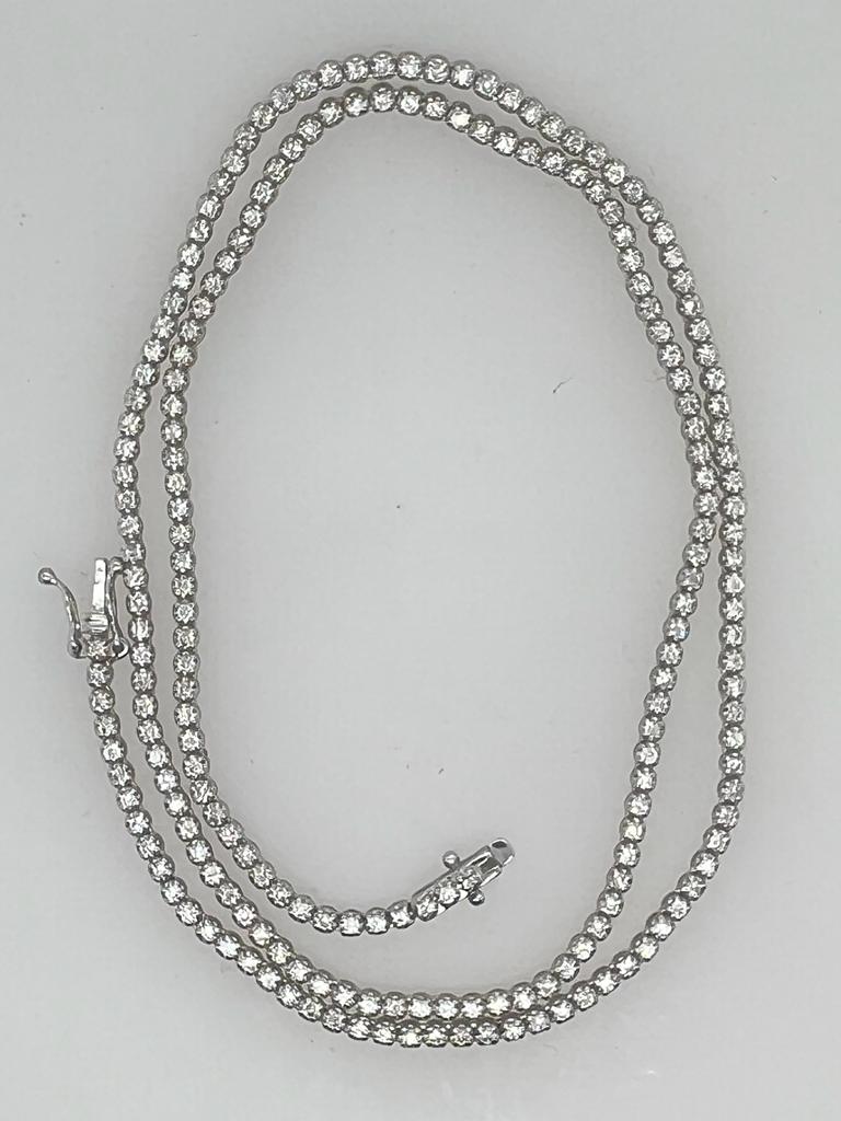 14KT WEISS Gold KLASSISCHE TENNISNECKEN 2.15CTS, 4 PRONG, 210ST, 17