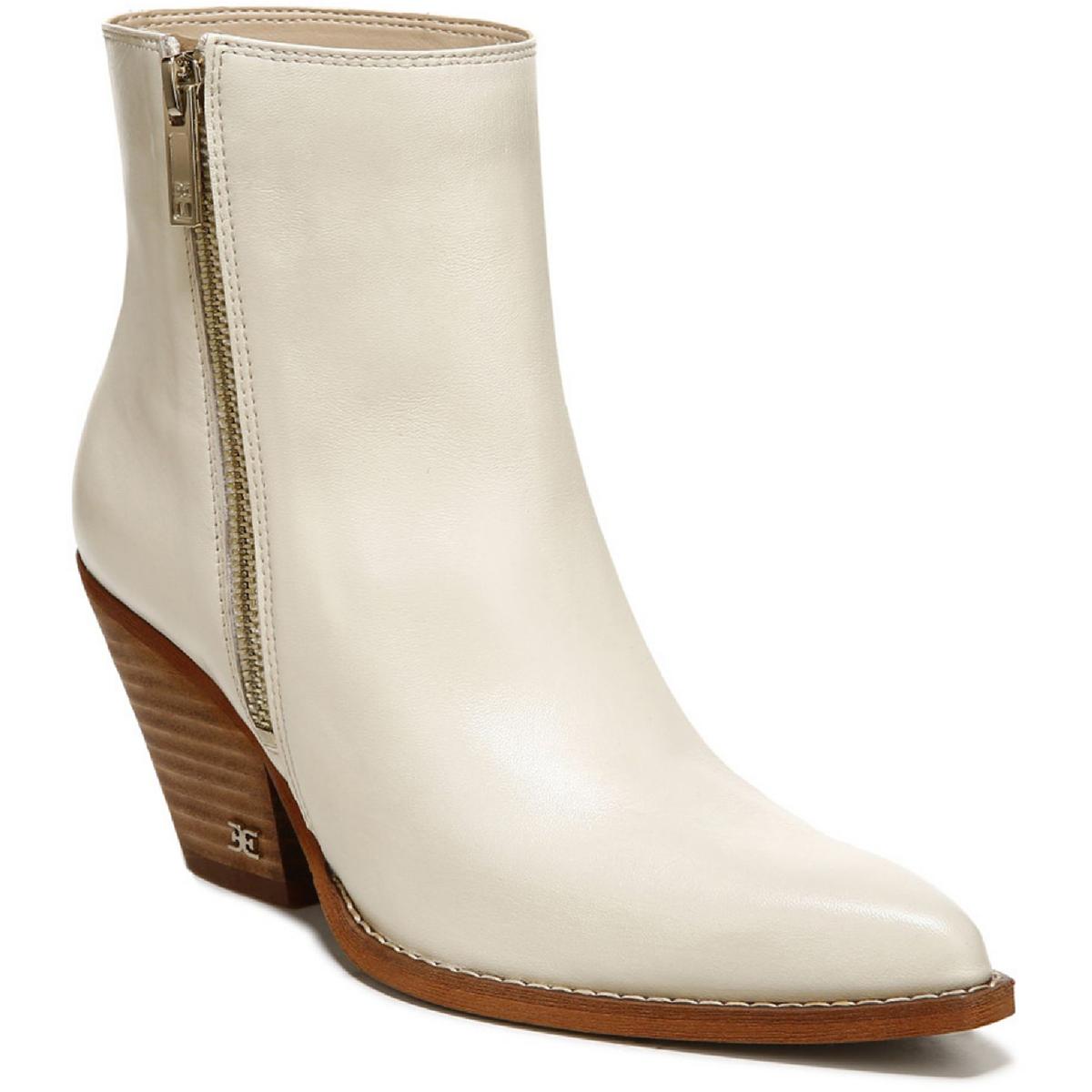 Jane Block Heel Stiefeletten mit Spitze