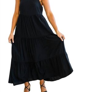 Classically Cool Tiered Maxikleid in schwarz – 7707826520124