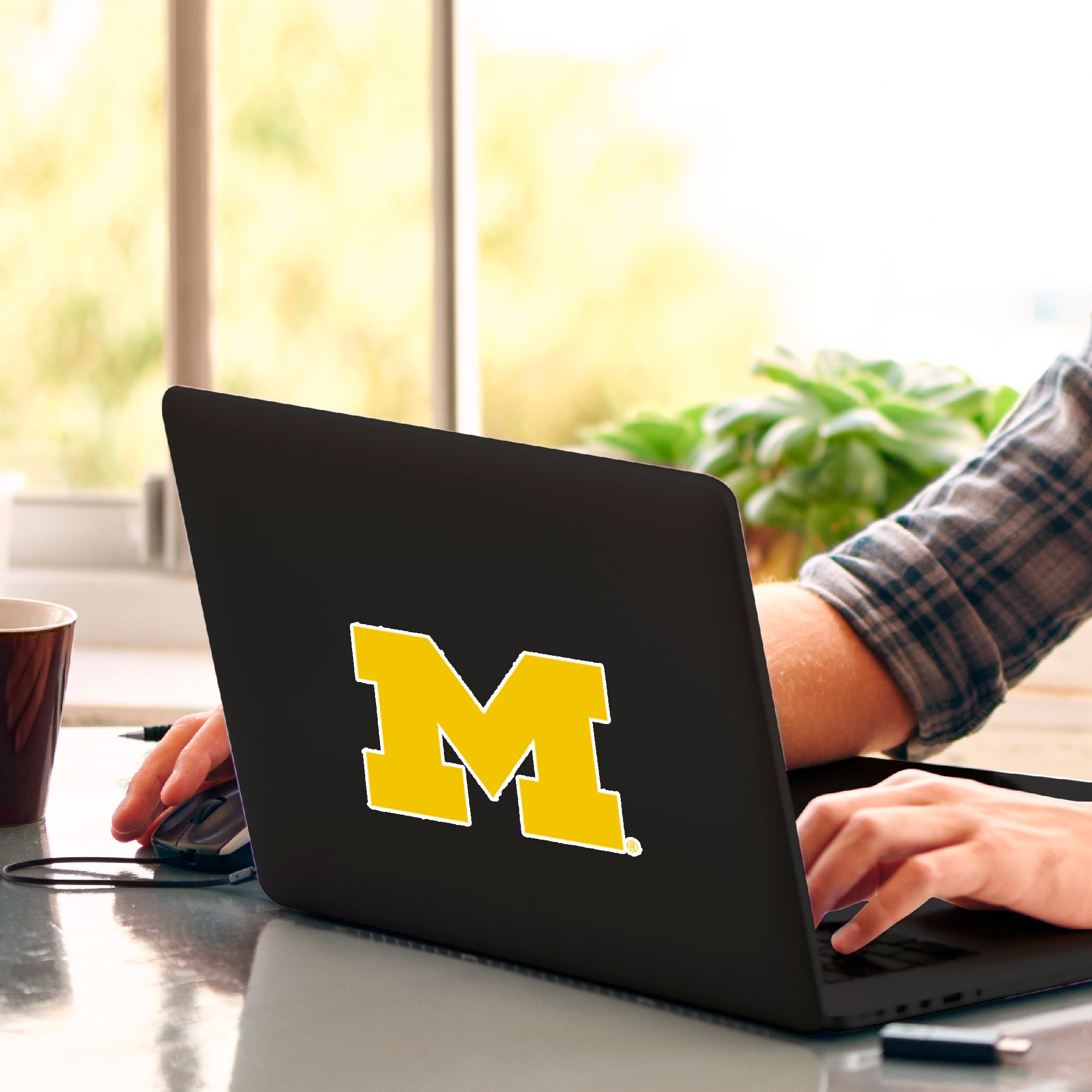 Fanmats Michigan Wolverines Matte Aufkleber
