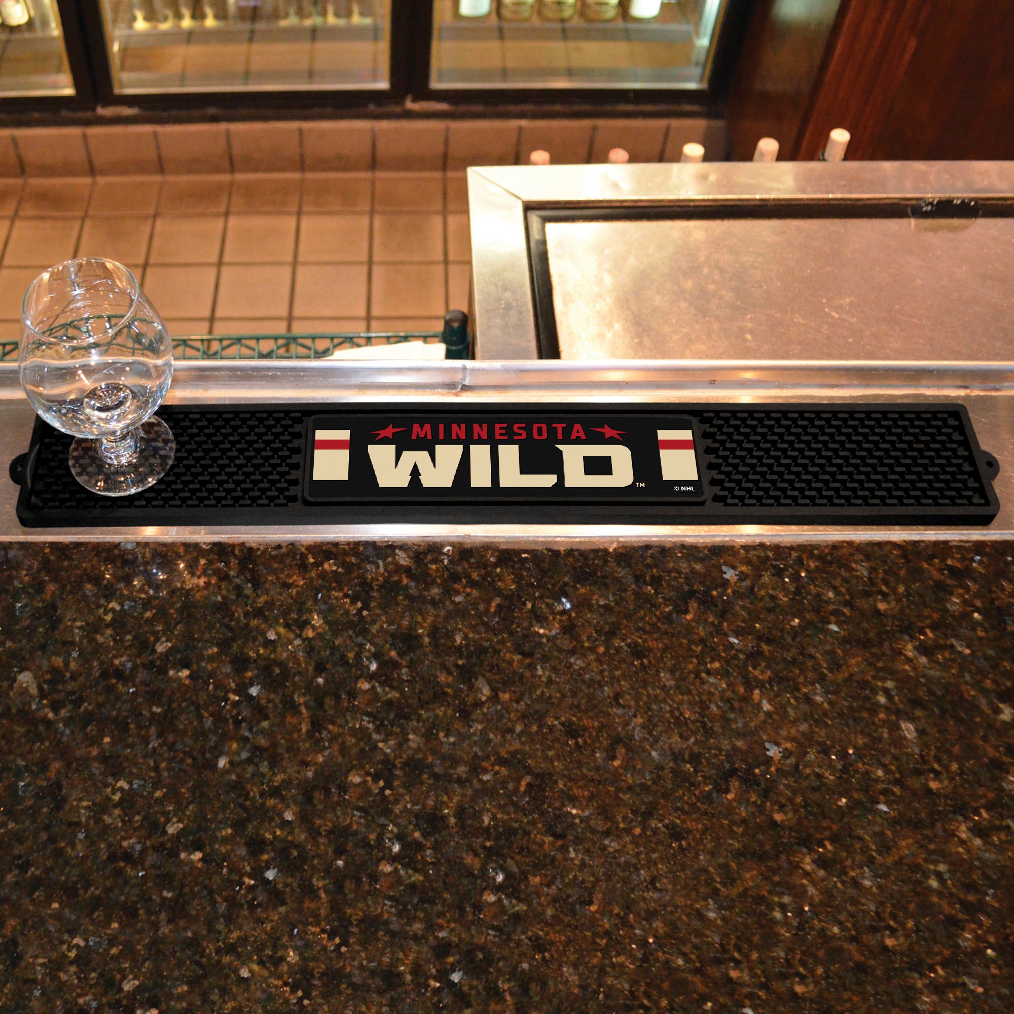 Fanmats Minnesota Wild Bar Drink Mat – 3,25′′ x 24′′
