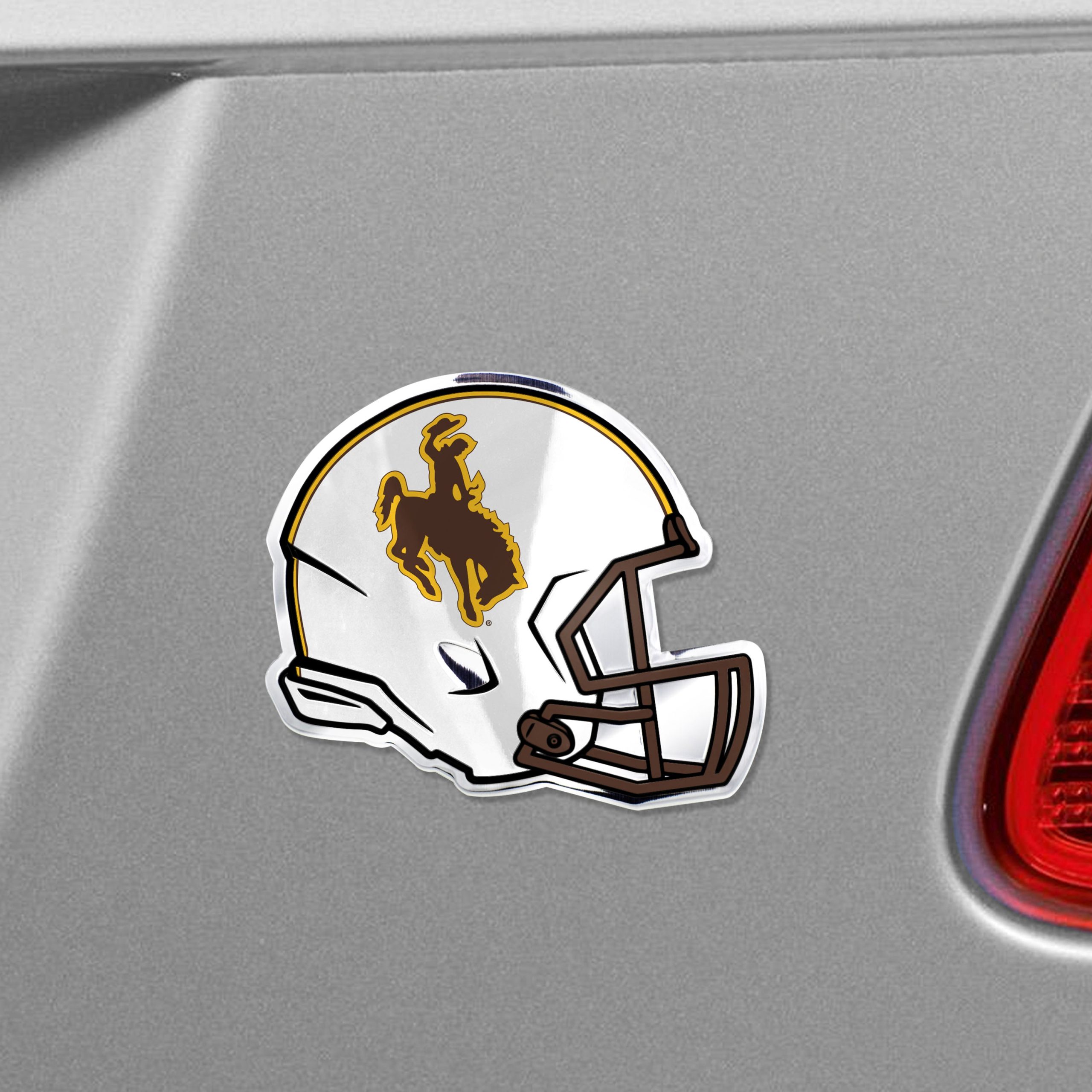 Fanmats Wyoming Cowboys Heavy Duty Aluminium Helm Emblem