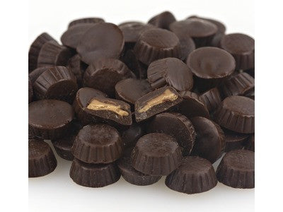 Mini dunkle Schokolade Erdnussbutter Tassen