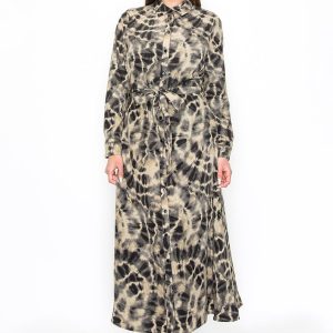 Abstraktes Kleid mit langen Ärmeln