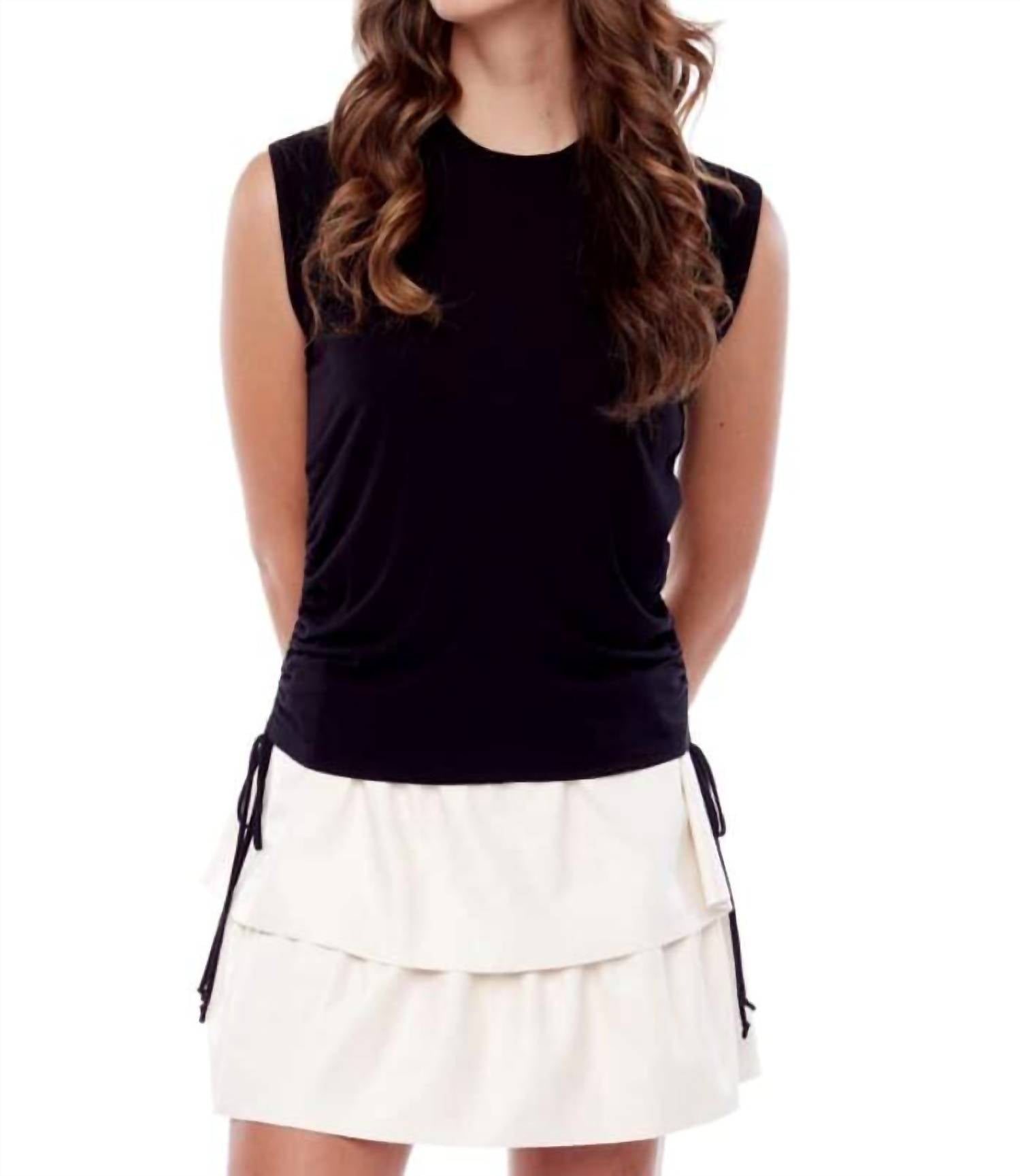 Top in Schwarz