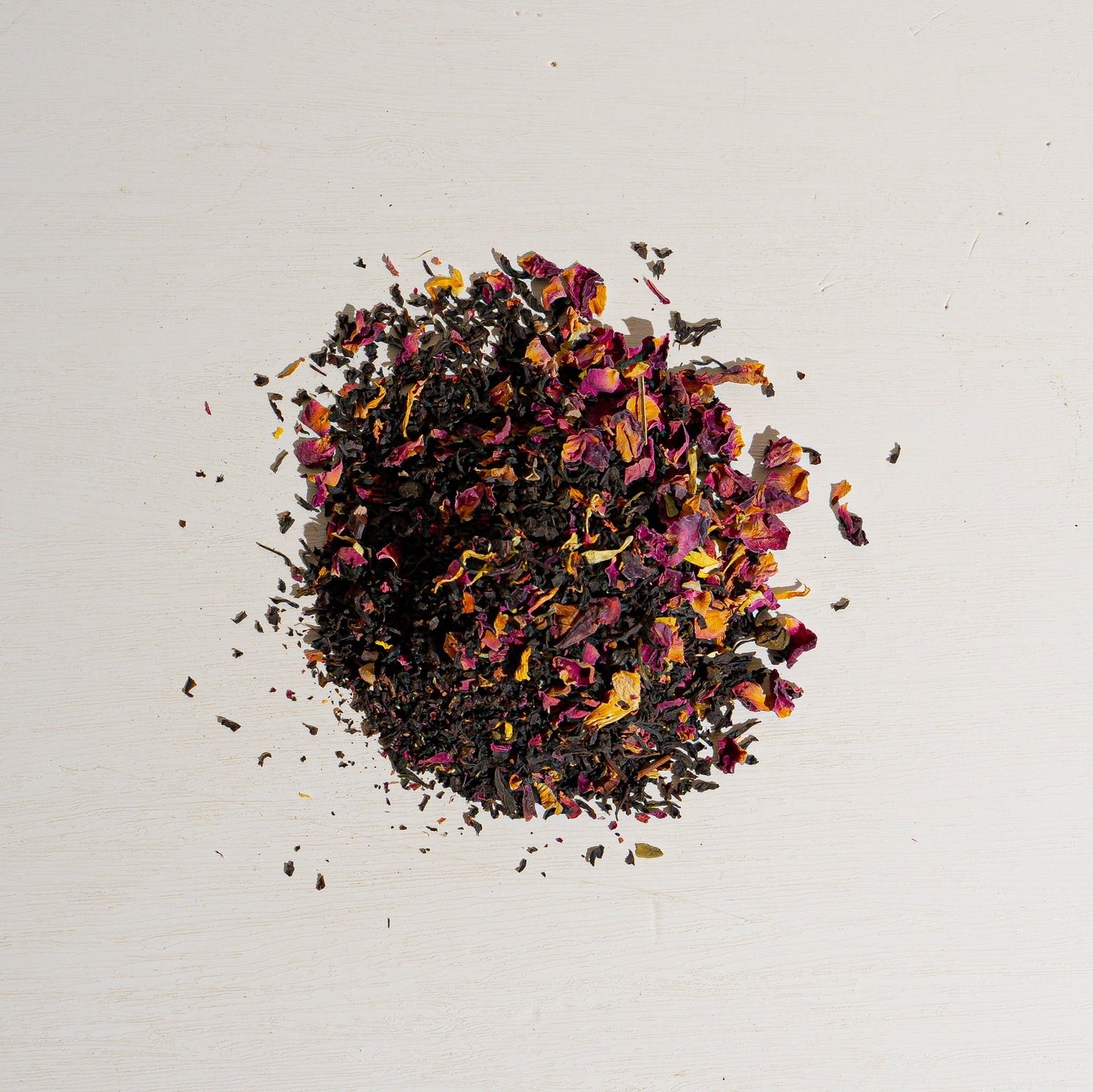 Schokoladen-Rosen-Tee – aromatisierter schwarzer Tee