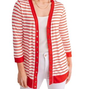 Haben Sie schon einmal eine Strickjacke in Rot gehört?